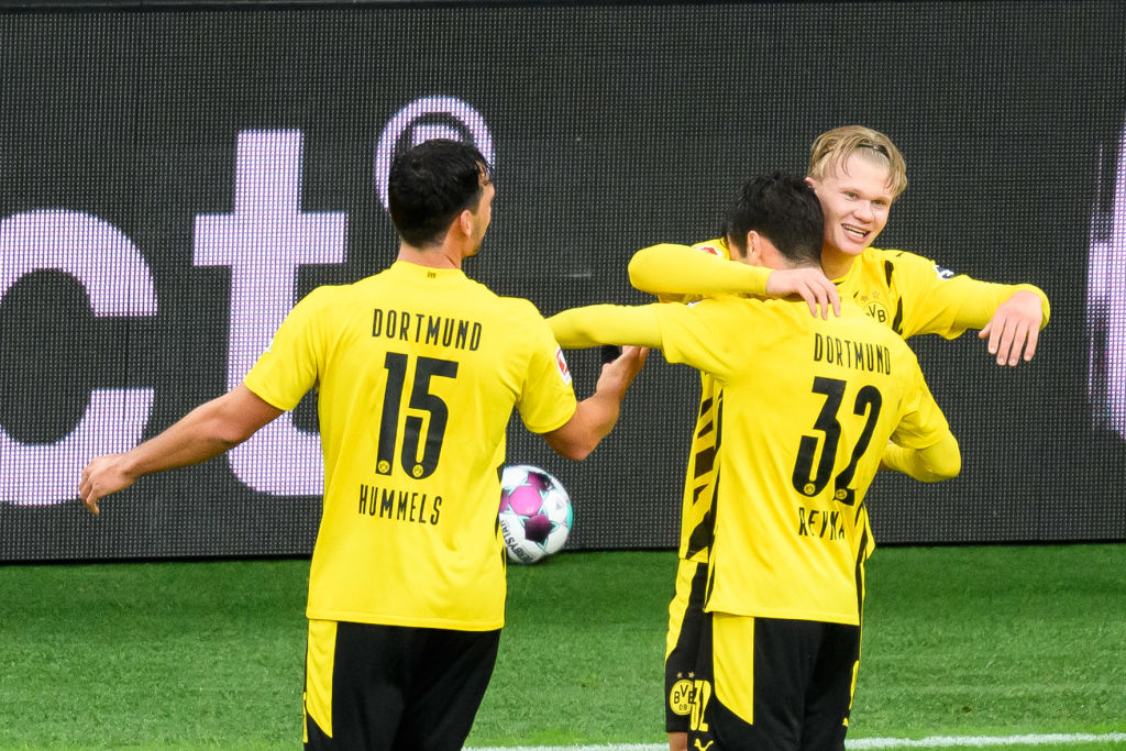 Borussia Dortmund v Sport-Club Freiburg -Bundesliga